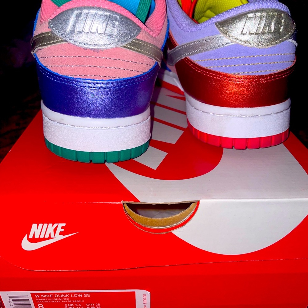 Colorful Limited Edition Nike dunks size 8